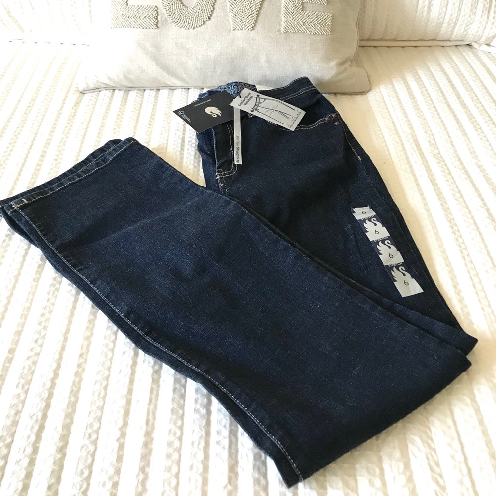 Aubrey Slimmer Jeans - Picture 1 of 3